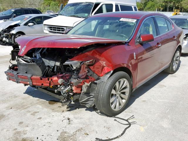 1LNHL9DK9DG612667 - 2013 LINCOLN MKS RED photo 2