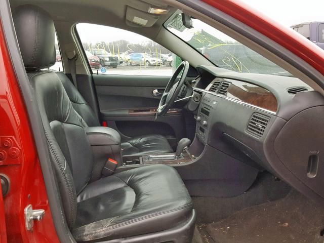 2G4WD582381220438 - 2008 BUICK LACROSSE C RED photo 5