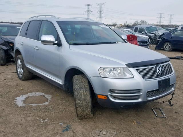 WVGZB77L27D022400 - 2007 VOLKSWAGEN TOUAREG V8 SILVER photo 1