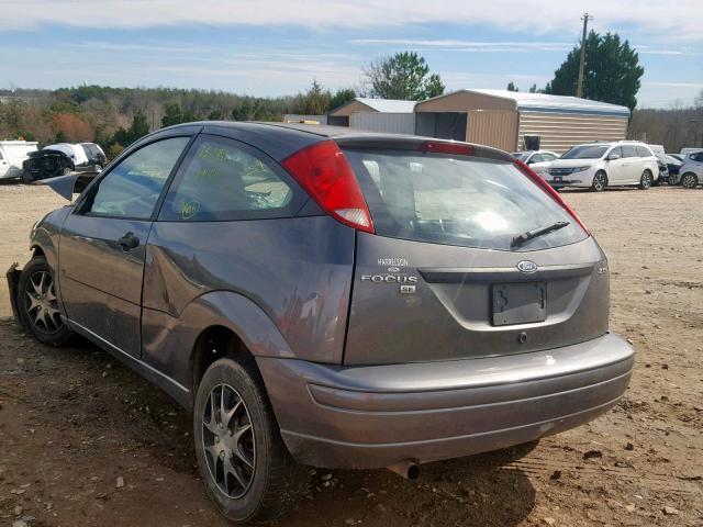 1FAFP31N56W176619 - 2006 FORD FOCUS ZX3 BLACK photo 3