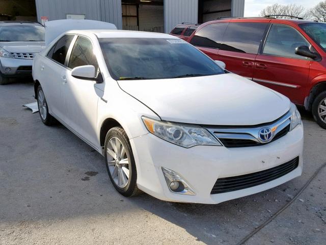 4T1BD1FK9DU070313 - 2013 TOYOTA CAMRY HYBR WHITE photo 1