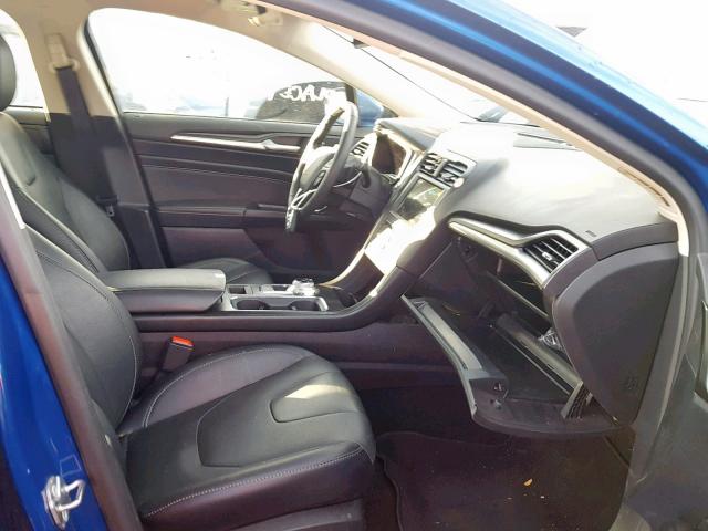 3FA6P0D91JR168834 - 2018 FORD FUSION TIT BLUE photo 5