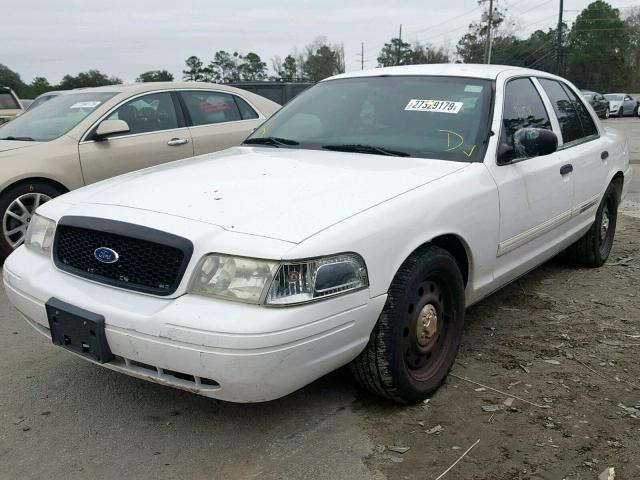 2FABP7BV6AX102627 - 2010 FORD CROWN VICT WHITE photo 2