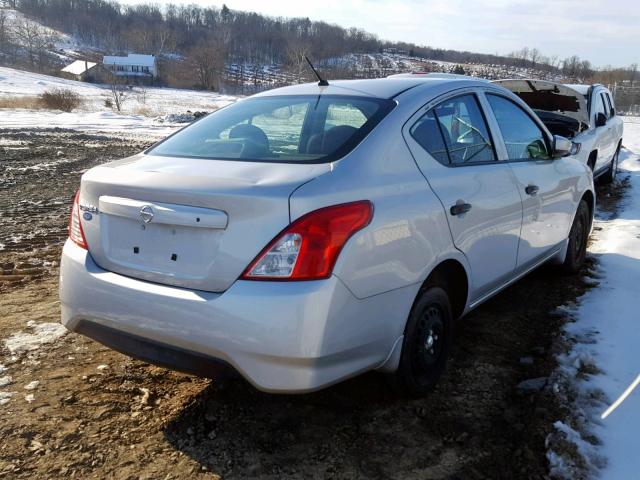 3N1CN7AP4GL884835 - 2016 NISSAN VERSA S SILVER photo 4