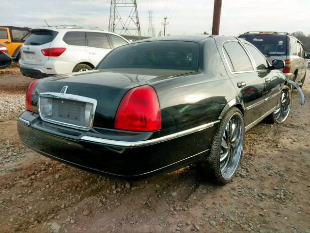 1LNHM83W54Y616110 - 2004 LINCOLN TOWN CAR U BLACK photo 4