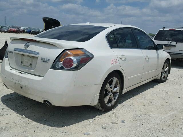 1N4BL21E87N493502 - 2007 NISSAN ALTIMA 3.5 WHITE photo 4