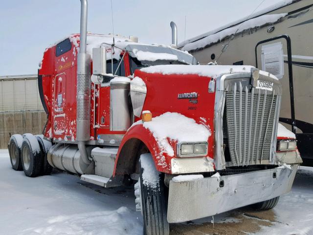 1XKWD69X4YR851974 - 2000 KENWORTH CONSTRUCTI RED photo 1