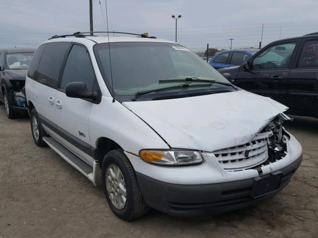 1P4GP45G6XB872975 - 1999 PLYMOUTH VOYAGER SE WHITE photo 1