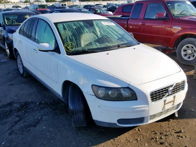 YV1MS382152064203 - 2005 VOLVO S40 2.4I WHITE photo 1