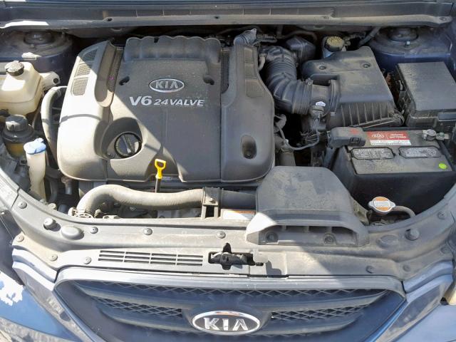 KNAFG526077050383 - 2007 KIA RONDO LX BLUE photo 7