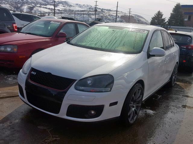 3VWDJ71K69M037701 - 2009 VOLKSWAGEN GLI თეთრი ფოტო 2
