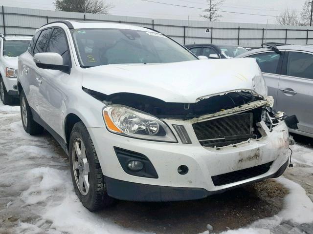 YV4982DL6A2076311 - 2010 VOLVO XC60 3.2 WHITE photo 1