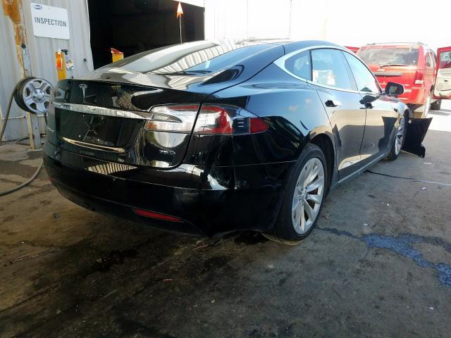 5YJSA1E27JF293971 - 2018 TESLA MODEL S  photo 4