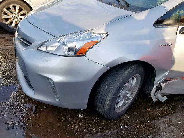 JTDZN3EU3E3294375 - 2014 TOYOTA PRIUS V SILVER photo 9