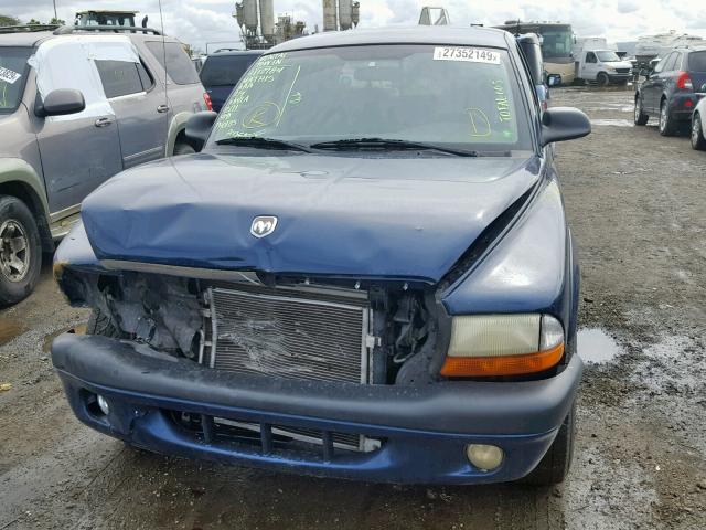 1B7HL38N62S589719 - 2002 DODGE DAKOTA QUA BLUE photo 9