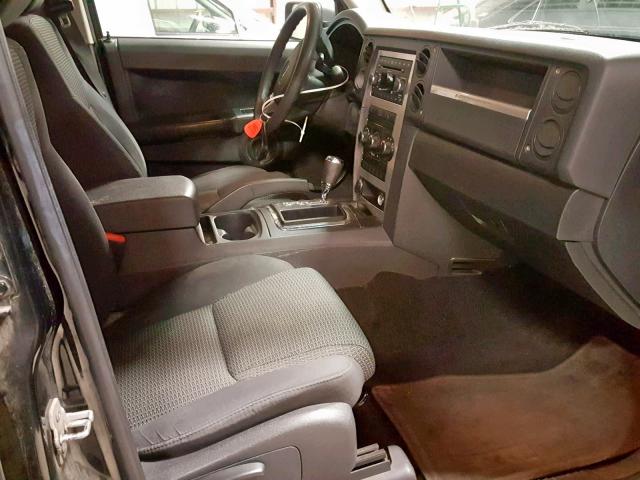 1J8HG48K58C132525 - 2008 JEEP COMMANDER BLACK photo 5