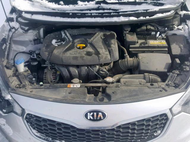 KNAFX4A88G5556889 - 2016 KIA FORTE EX SILVER photo 7