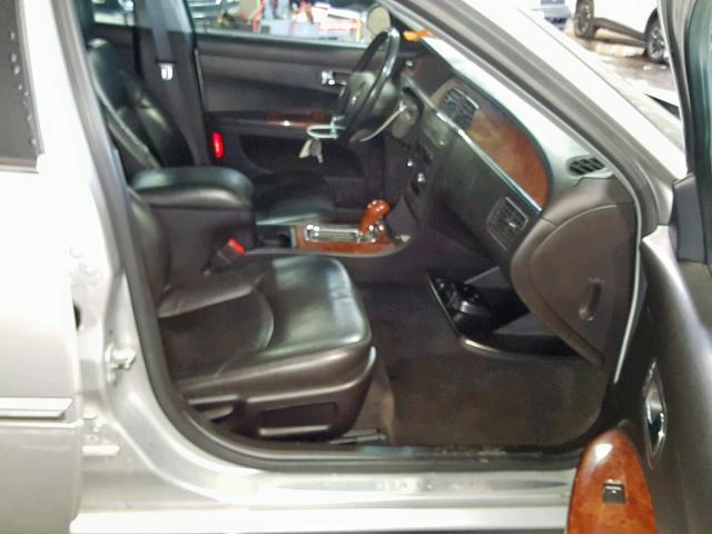 2G4WD532151326907 - 2005 BUICK LACROSSE C SILVER photo 5