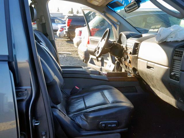 1N6BA07C58N333800 - 2008 NISSAN TITAN XE SILVER photo 5