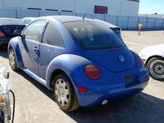 3VWBC21C6YM421988 - 2000 VOLKSWAGEN NEW BEETLE ლურჯი ფოტო 3