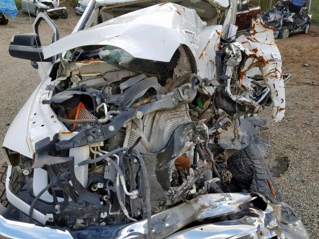 3C63R3GL5HG762601 - 2017 RAM 3500 ST WHITE photo 7