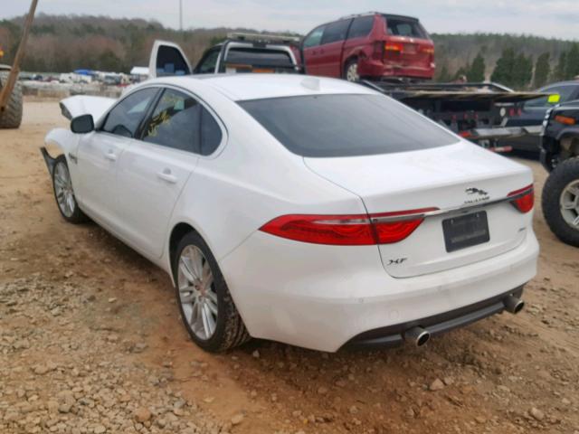 SAJBE4BV9GCY02938 - 2016 JAGUAR XF PRESTIG WHITE photo 3