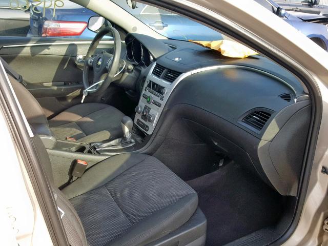 1G1ZC5E0XAF300771 - 2010 CHEVROLET MALIBU 1LT 金色 照片 5