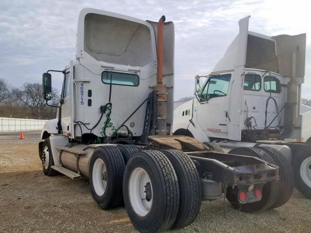 1FUJA6CK29DAH8715 - 2009 FREIGHTLINER CONVENTION WHITE photo 3