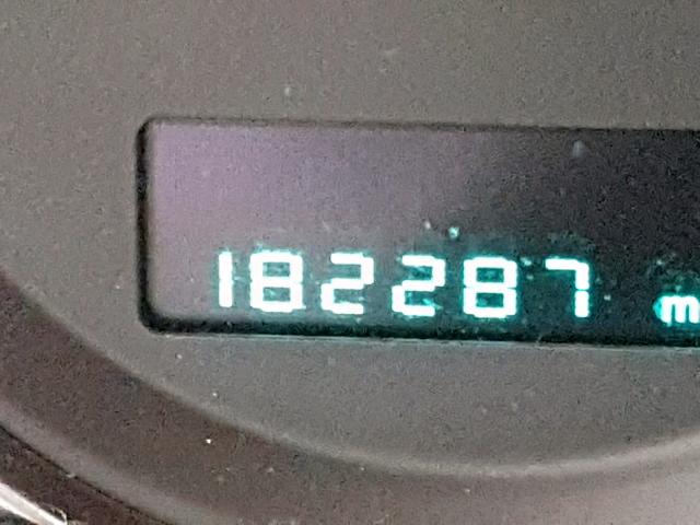 1J8HG58247C547274 - 2007 JEEP COMMANDER GREEN photo 8