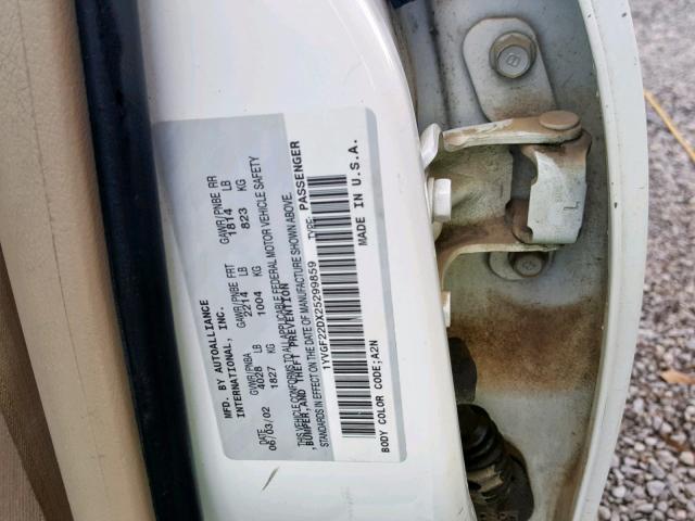 1YVGF22DX25299859 - 2002 MAZDA 626 ES WHITE photo 10