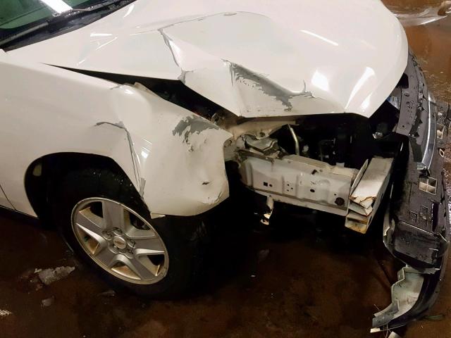 1G1ZT52845F245640 - 2005 CHEVROLET MALIBU LS WHITE photo 9
