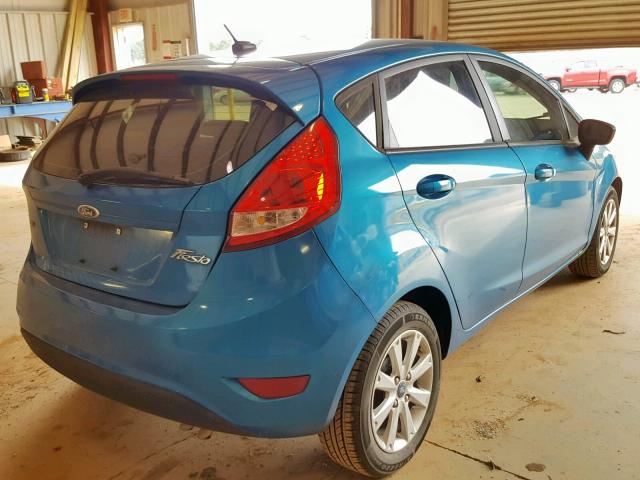 3FADP4EJ6CM121161 - 2012 FORD FIESTA SE BLUE photo 4