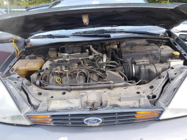 3FAFP37Z64R111689 - 2004 FORD FOCUS ZX5 GRAY photo 7