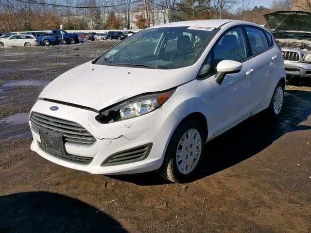 3FADP4TJ0GM127420 - 2016 FORD FIESTA S WHITE photo 2