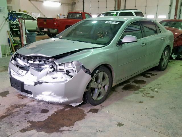 1G1ZC5E0XCF267323 - 2012 CHEVROLET MALIBU 1LT 银色 照片 2