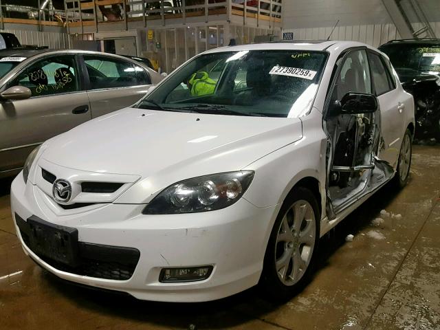 JM1BK344981840897 - 2008 MAZDA 3 HATCHBAC WHITE photo 2