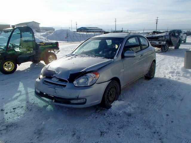 KMHCN3BC8BU198535 - 2011 HYUNDAI ACCENT SE SILVER photo 2