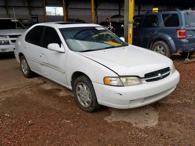 1N4DL01D5WC192085 - 1998 NISSAN ALTIMA XE WHITE photo 1