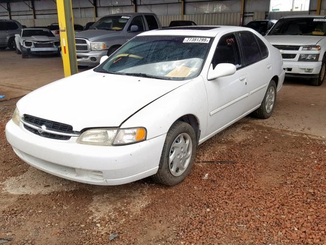 1N4DL01D5WC192085 - 1998 NISSAN ALTIMA XE WHITE photo 2