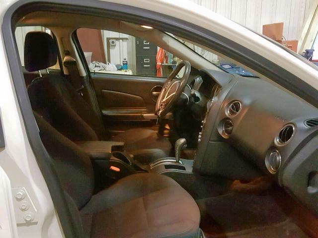 2G2WP552061267878 - 2006 PONTIAC GRAND PRIX WHITE photo 5