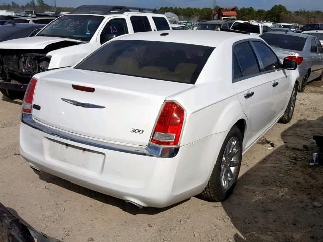 2C3CA5CG9BH546315 - 2011 CHRYSLER 300 LIMITE WHITE photo 4