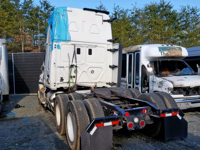 1FUJGLD55FLGL3507 - 2015 FREIGHTLINER CASCADIA 1 WHITE photo 3