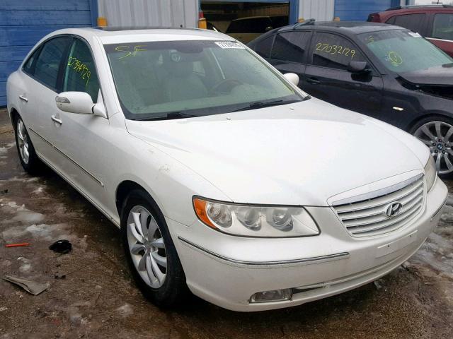 KMHFC46F18A311068 - 2008 HYUNDAI AZERA SE WHITE photo 1