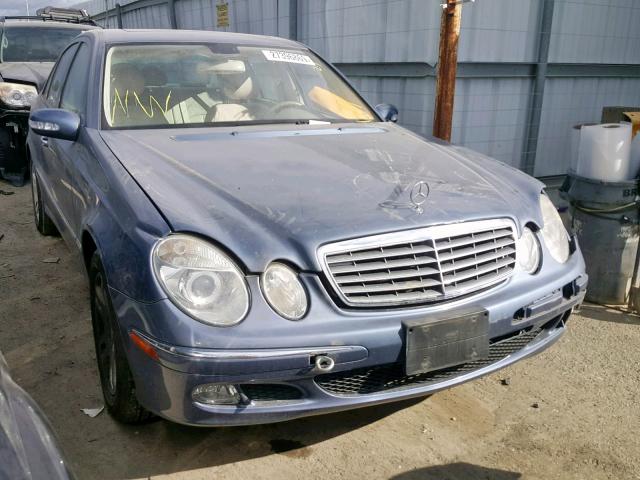 WDBUF65J95A637392 - 2005 MERCEDES-BENZ E 320 BLUE photo 1