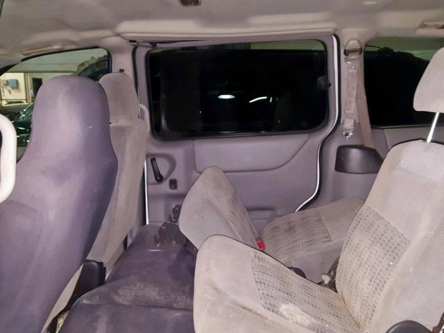 1GNDV23E95D132218 - 2005 CHEVROLET VENTURE LS WHITE photo 6