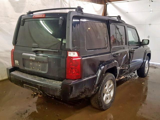 1J8HG48KX8C114537 - 2008 JEEP COMMANDER BLACK photo 4