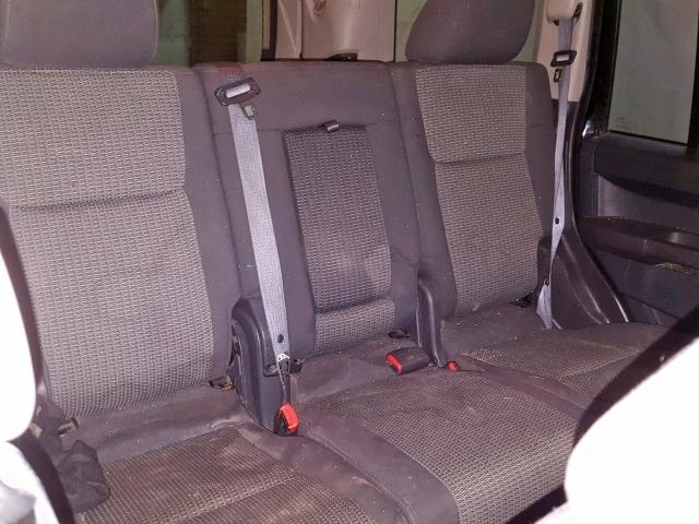 1J8HG48KX8C114537 - 2008 JEEP COMMANDER BLACK photo 6