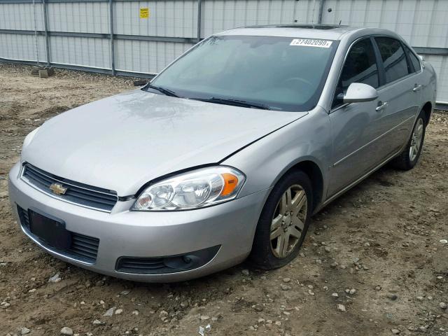 2G1WU581069270300 - 2006 CHEVROLET IMPALA LTZ SILVER photo 2