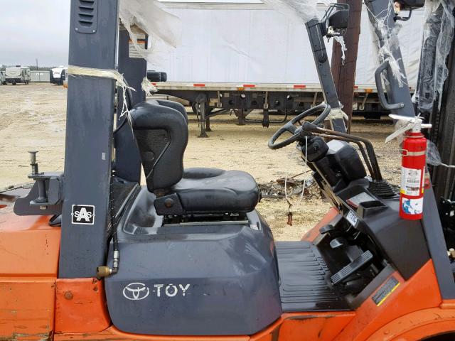 80426 - 2006 TOYOTA FORKLIFT ORANGE photo 5