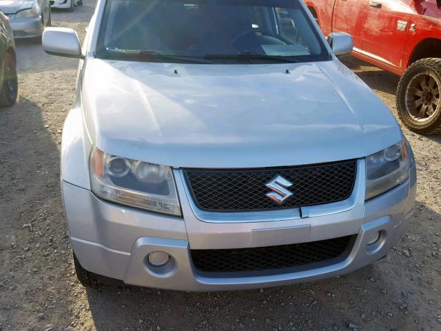 JS3TE943664102851 - 2006 SUZUKI GRAND VITA SILVER photo 9